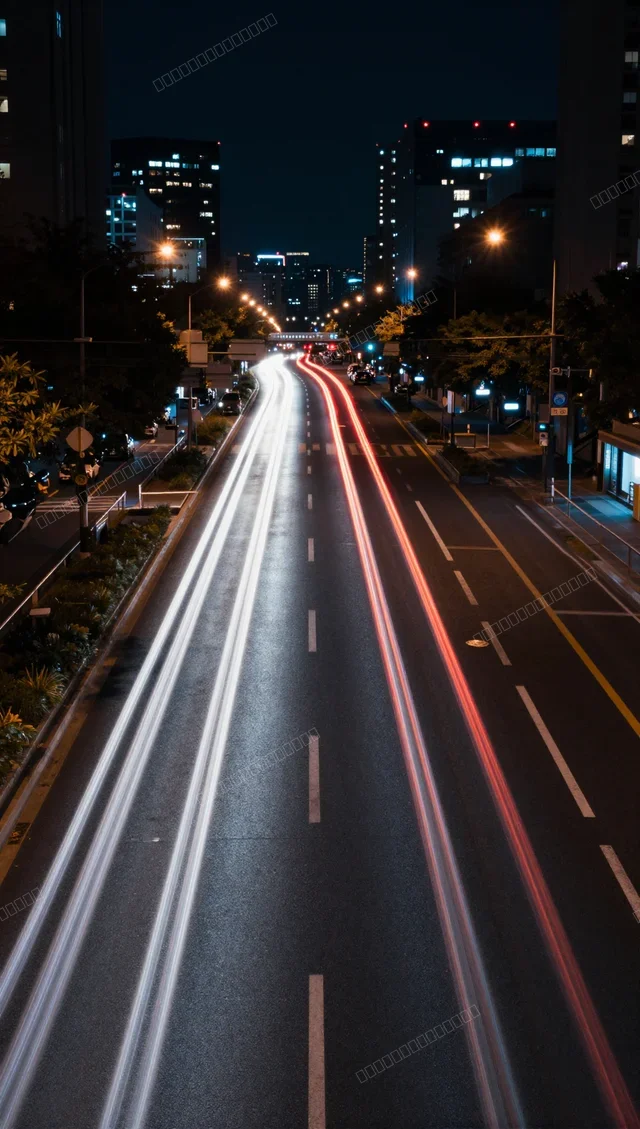 夜间霓虹光轨手机壁纸